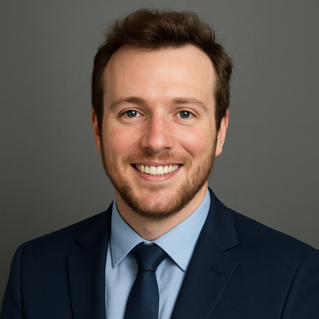 Aiden Mars Author Photo